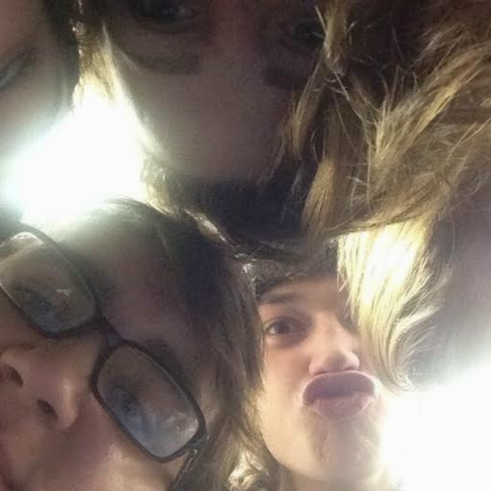 Meet your Posher, Abbie